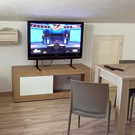 La Mansardina Apartment